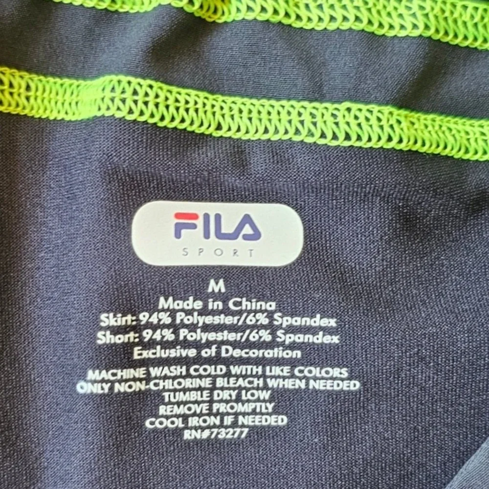 Fila Sport Womens Gray Neon Green Pleated Tennis Skort Medium Activewear EUC - Picture 2 of 3